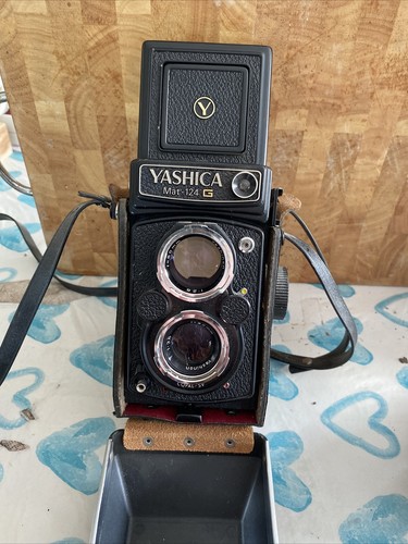 Yashica mat 124 - , g